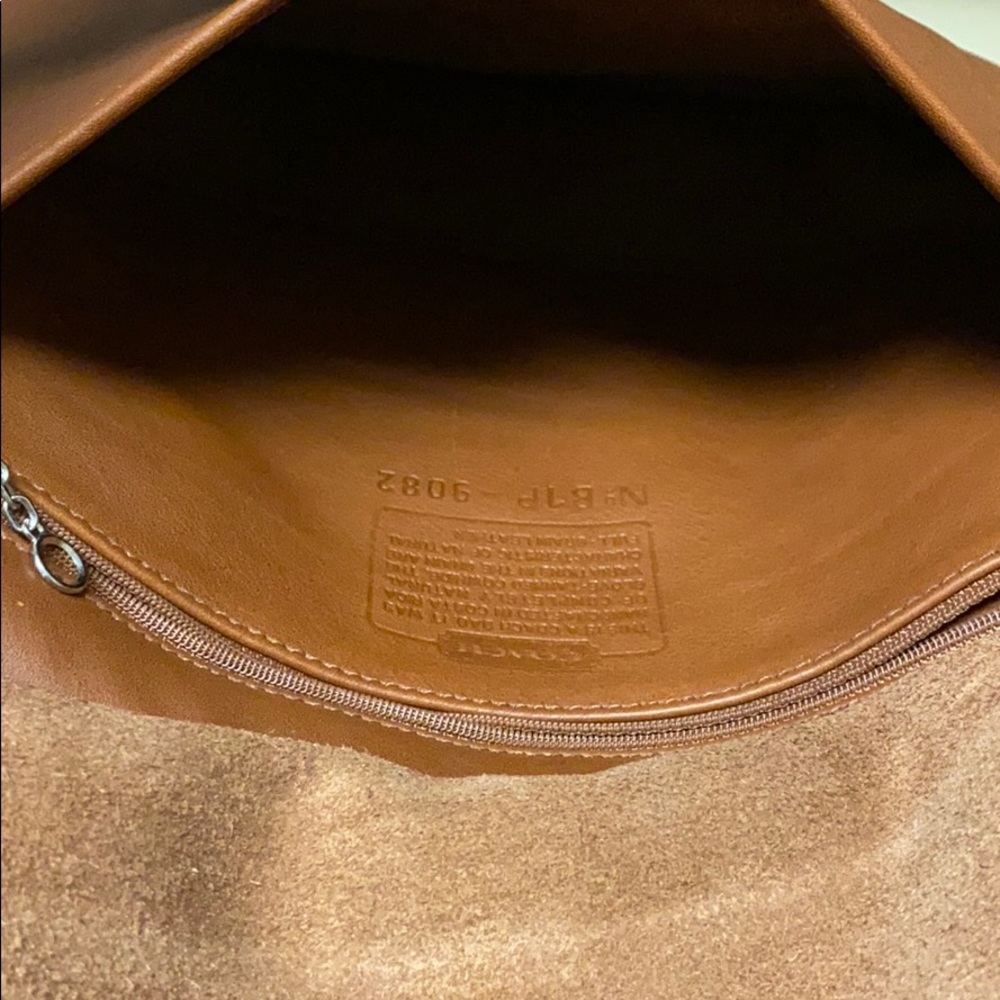 Vintage Coach Hippie Flap Leather Crossbody Bag - Picture 9 of 10